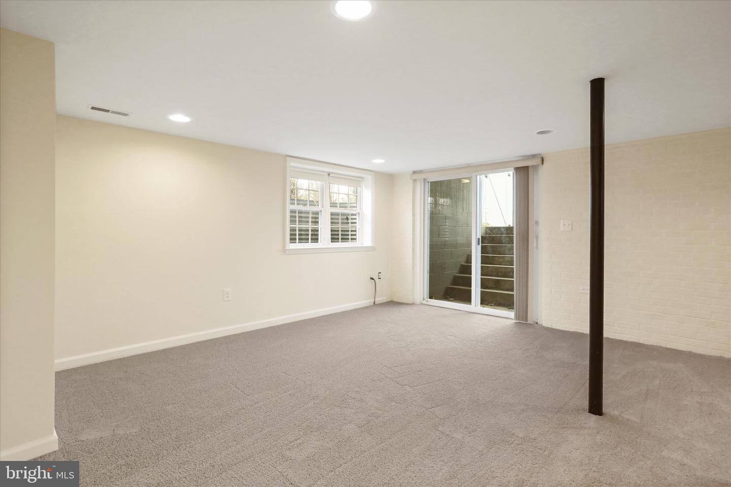 241 GROVER RD, EDINBURG, Virginia 22824, 3 Bedrooms Bedrooms, ,3 BathroomsBathrooms,Residential,For sale,241 GROVER RD,VASH2013654 MLS # VASH2013654