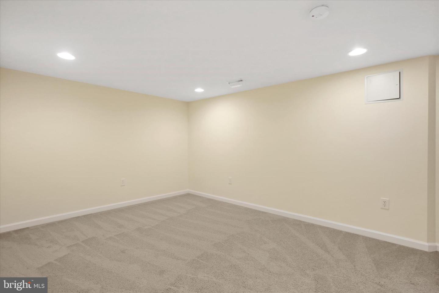 241 GROVER RD, EDINBURG, Virginia 22824, 3 Bedrooms Bedrooms, ,3 BathroomsBathrooms,Residential,For sale,241 GROVER RD,VASH2013654 MLS # VASH2013654