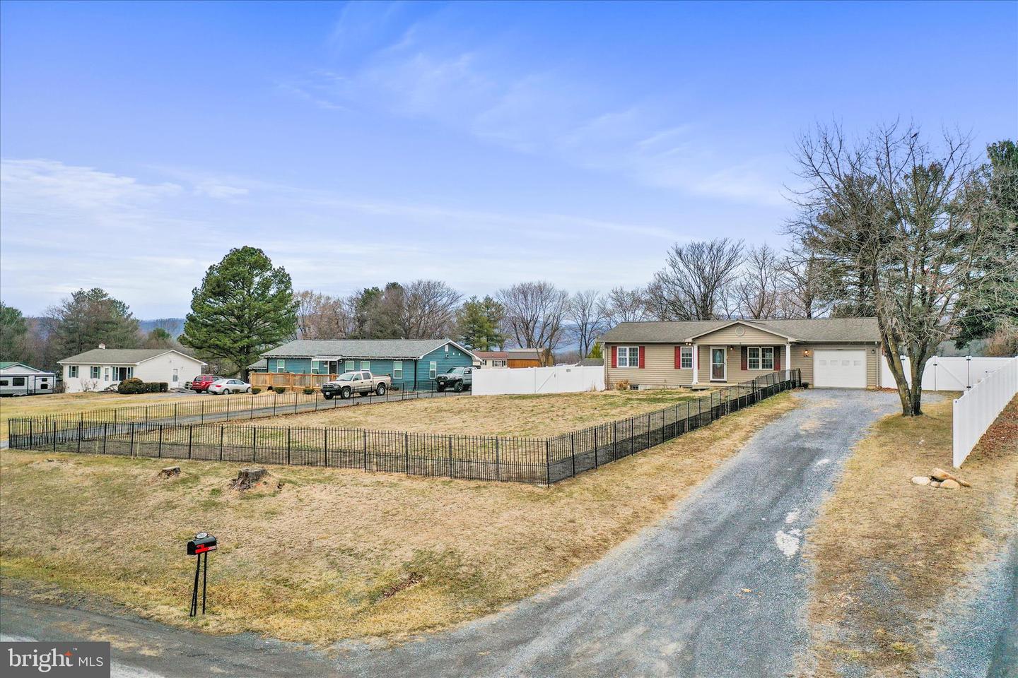 241 GROVER RD, EDINBURG, Virginia 22824, 3 Bedrooms Bedrooms, ,3 BathroomsBathrooms,Residential,For sale,241 GROVER RD,VASH2013654 MLS # VASH2013654