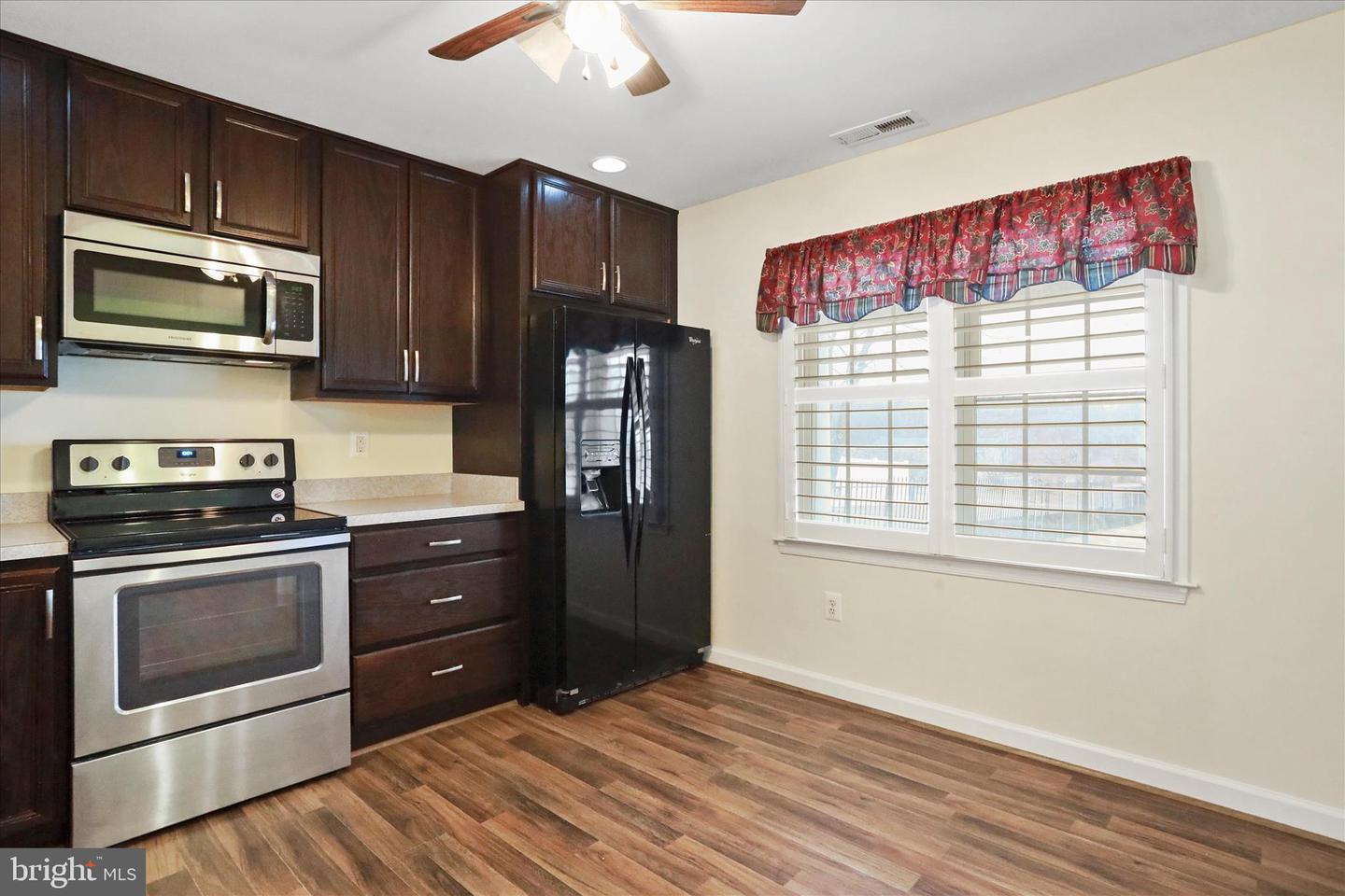 241 GROVER RD, EDINBURG, Virginia 22824, 3 Bedrooms Bedrooms, ,3 BathroomsBathrooms,Residential,For sale,241 GROVER RD,VASH2013654 MLS # VASH2013654