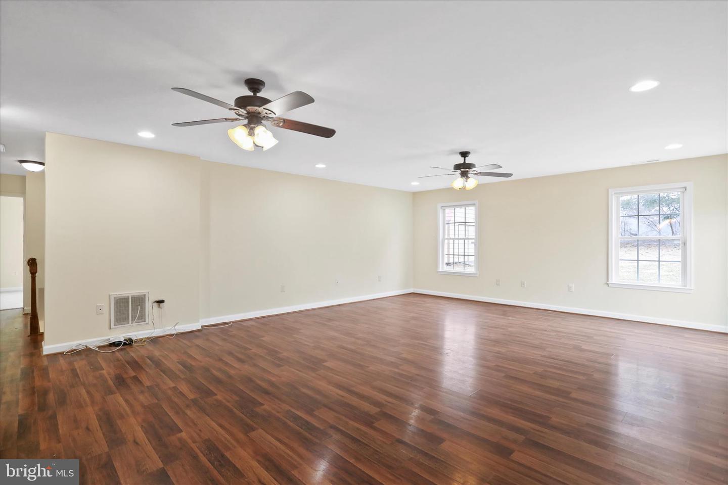 241 GROVER RD, EDINBURG, Virginia 22824, 3 Bedrooms Bedrooms, ,3 BathroomsBathrooms,Residential,For sale,241 GROVER RD,VASH2013654 MLS # VASH2013654