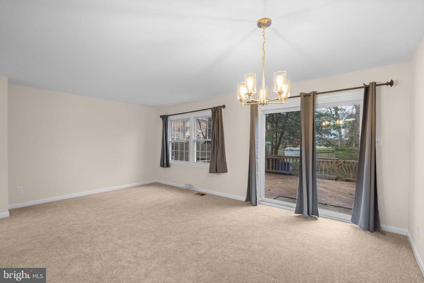 14831 HOXTON SQ, CENTREVILLE, Virginia 20120, 3 Bedrooms Bedrooms, ,2 BathroomsBathrooms,Residential,For sale,14831 HOXTON SQ,VAFX2292234 MLS # VAFX2292234