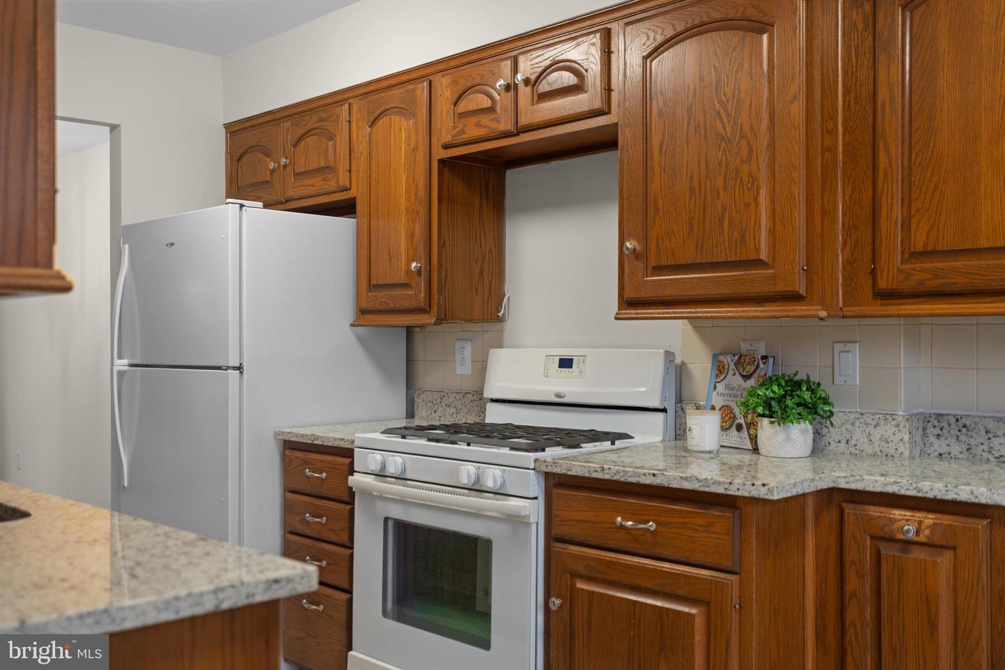 14831 HOXTON SQ, CENTREVILLE, Virginia 20120, 3 Bedrooms Bedrooms, ,2 BathroomsBathrooms,Residential,For sale,14831 HOXTON SQ,VAFX2292234 MLS # VAFX2292234