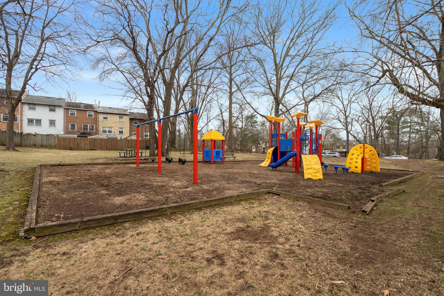 14831 HOXTON SQ, CENTREVILLE, Virginia 20120, 3 Bedrooms Bedrooms, ,2 BathroomsBathrooms,Residential,For sale,14831 HOXTON SQ,VAFX2292234 MLS # VAFX2292234