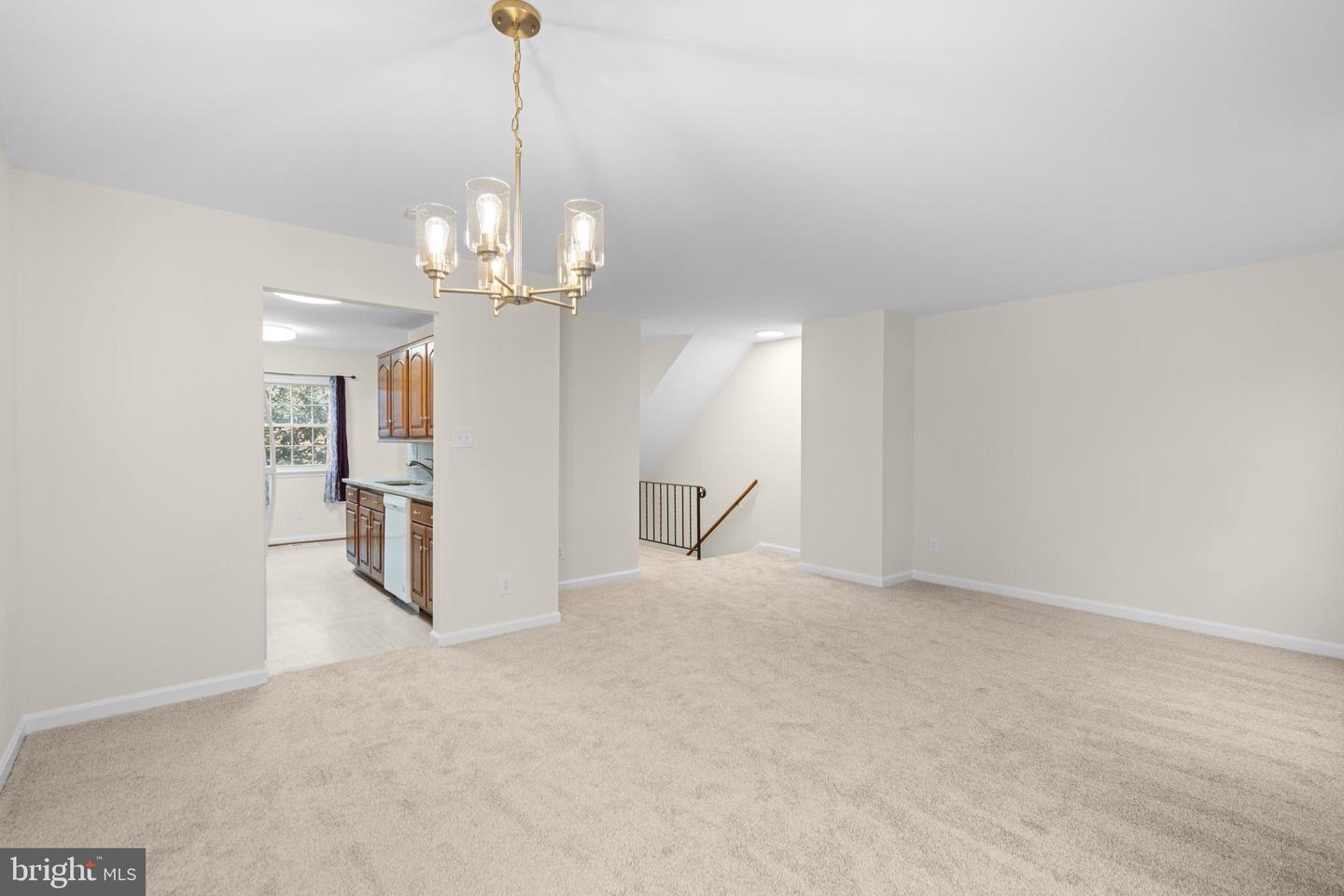 14831 HOXTON SQ, CENTREVILLE, Virginia 20120, 3 Bedrooms Bedrooms, ,2 BathroomsBathrooms,Residential,For sale,14831 HOXTON SQ,VAFX2292234 MLS # VAFX2292234