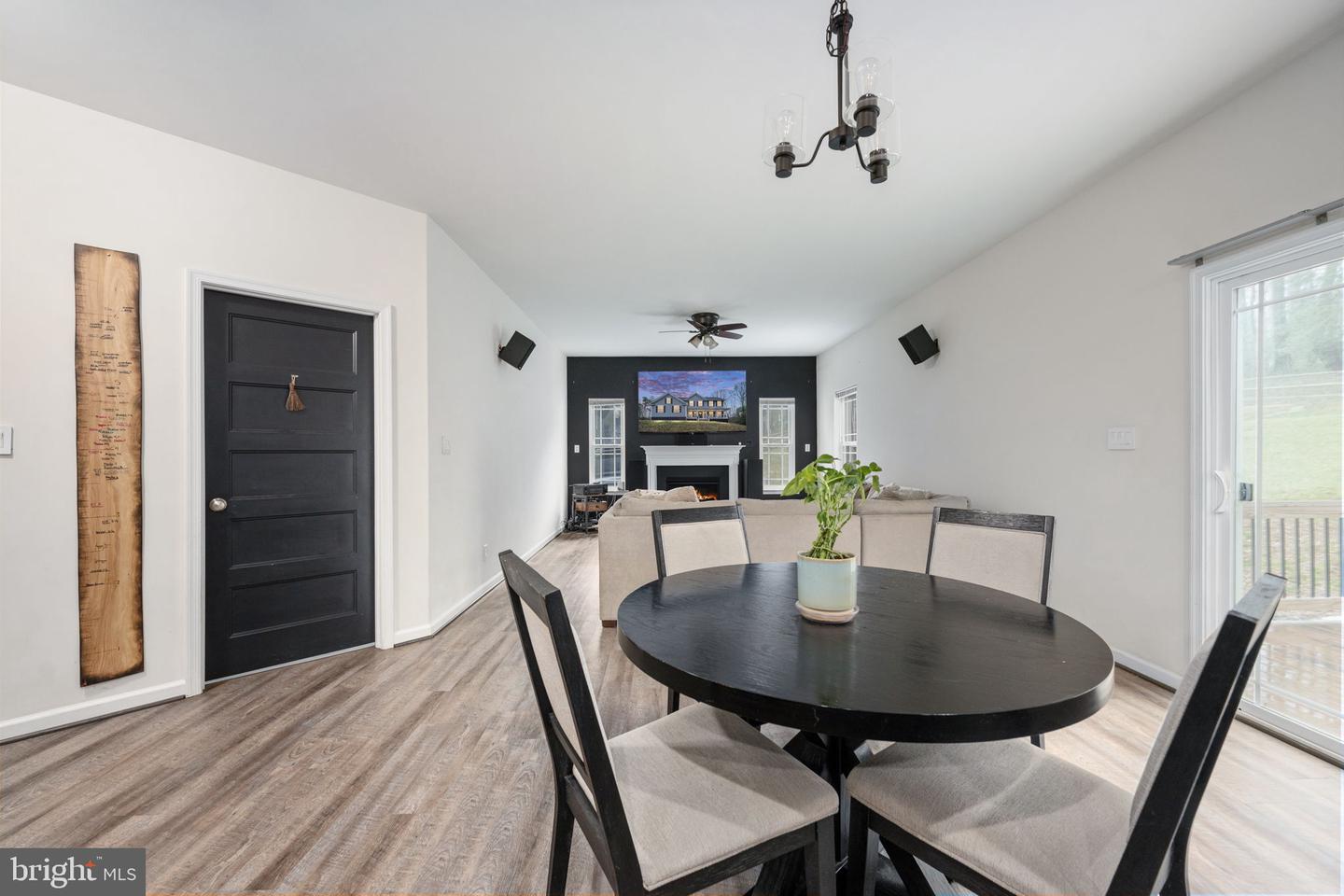 794 WHITE OAK RD, FREDERICKSBURG, Virginia 22405, 4 Bedrooms Bedrooms, 8 Rooms Rooms,3 BathroomsBathrooms,Residential,For sale,794 WHITE OAK RD,VAST2046366 MLS # VAST2046366