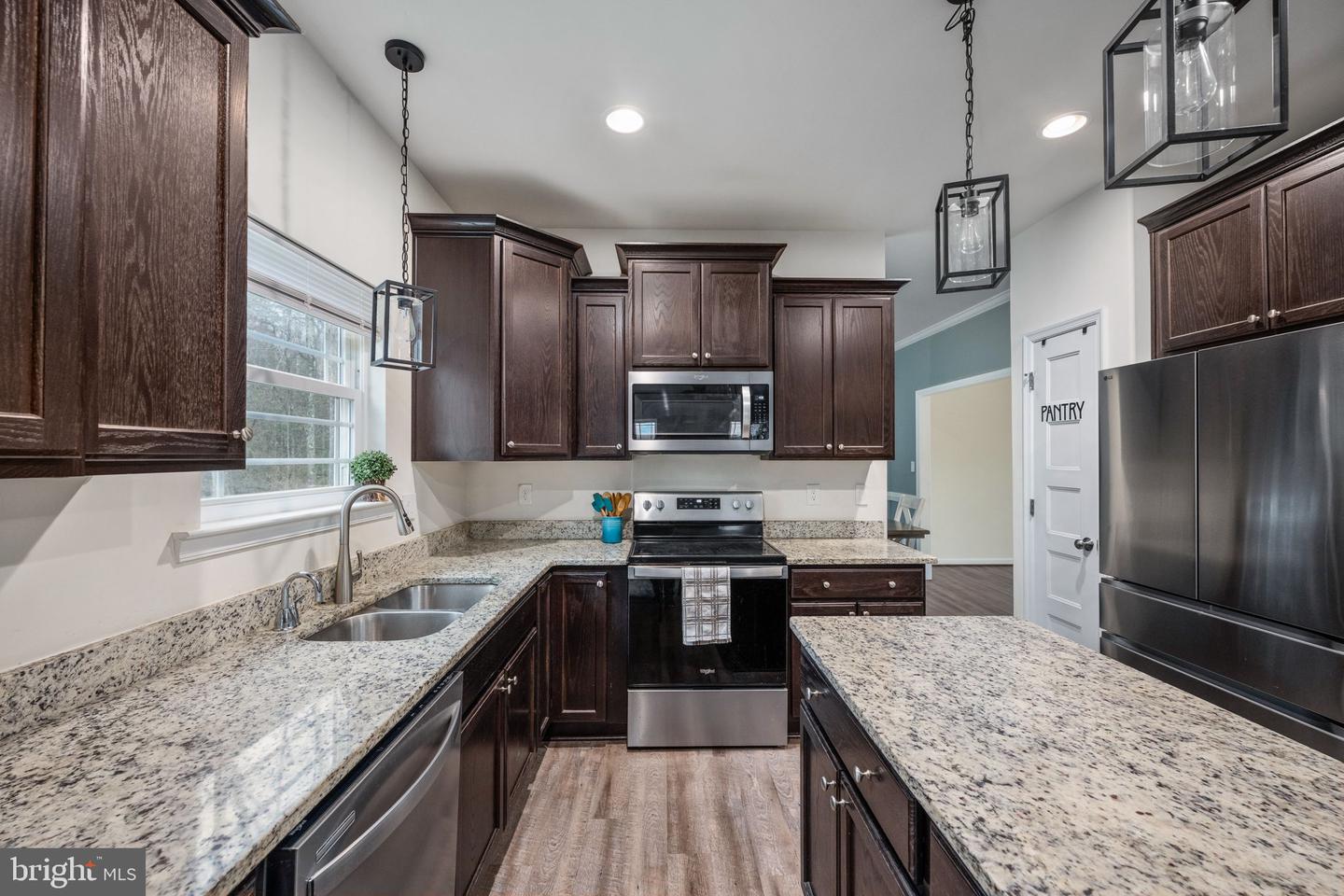 794 WHITE OAK RD, FREDERICKSBURG, Virginia 22405, 4 Bedrooms Bedrooms, 8 Rooms Rooms,3 BathroomsBathrooms,Residential,For sale,794 WHITE OAK RD,VAST2046366 MLS # VAST2046366