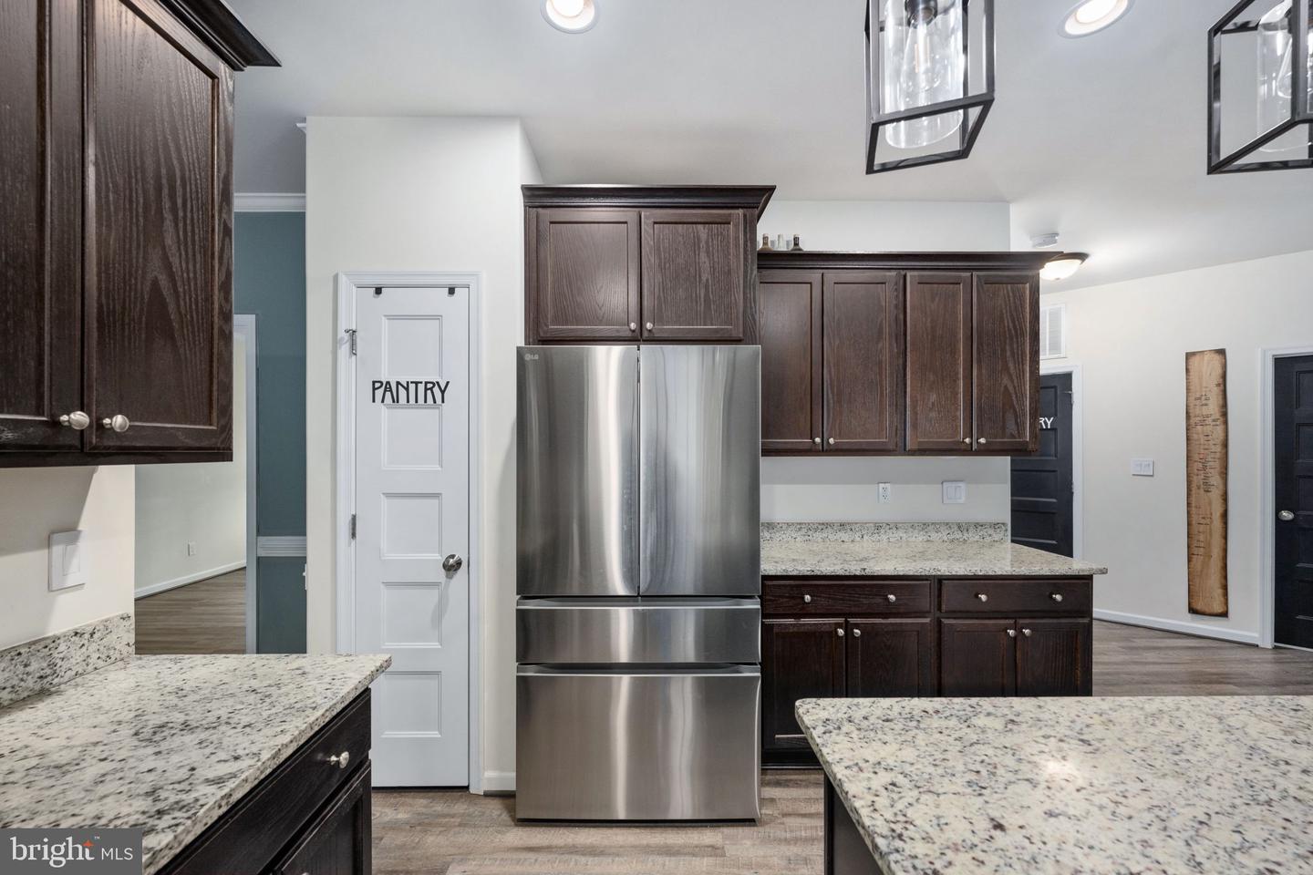 794 WHITE OAK RD, FREDERICKSBURG, Virginia 22405, 4 Bedrooms Bedrooms, 8 Rooms Rooms,3 BathroomsBathrooms,Residential,For sale,794 WHITE OAK RD,VAST2046366 MLS # VAST2046366