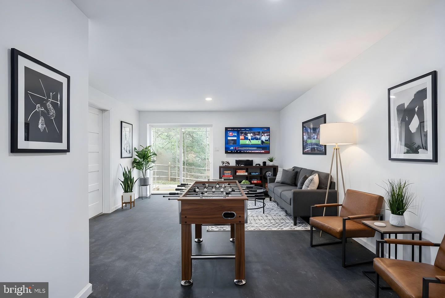 794 WHITE OAK RD, FREDERICKSBURG, Virginia 22405, 4 Bedrooms Bedrooms, 8 Rooms Rooms,3 BathroomsBathrooms,Residential,For sale,794 WHITE OAK RD,VAST2046366 MLS # VAST2046366