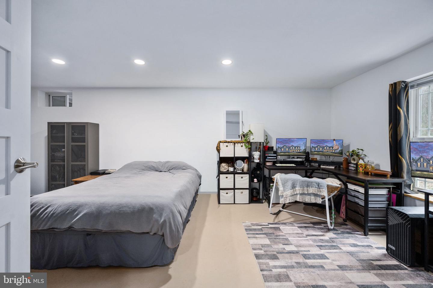 794 WHITE OAK RD, FREDERICKSBURG, Virginia 22405, 4 Bedrooms Bedrooms, 8 Rooms Rooms,3 BathroomsBathrooms,Residential,For sale,794 WHITE OAK RD,VAST2046366 MLS # VAST2046366