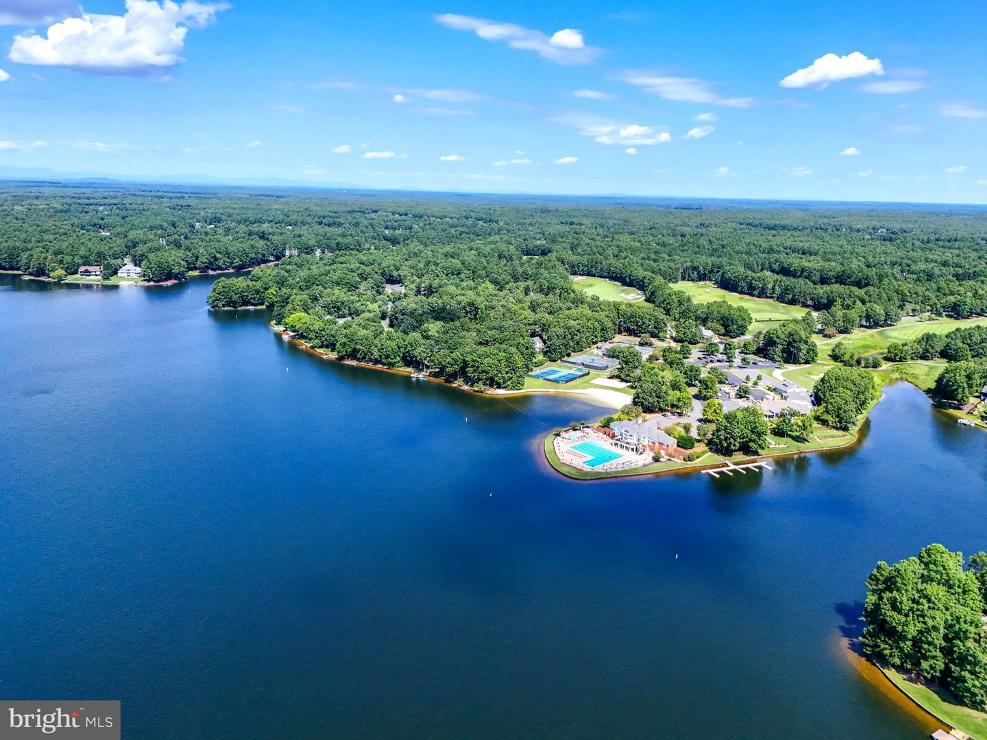 11000 FARMVIEW WAY, SPOTSYLVANIA, Virginia 22551, 4 Bedrooms Bedrooms, ,2 BathroomsBathrooms,Residential,For sale,11000 FARMVIEW WAY,VASP2039502 MLS # VASP2039502