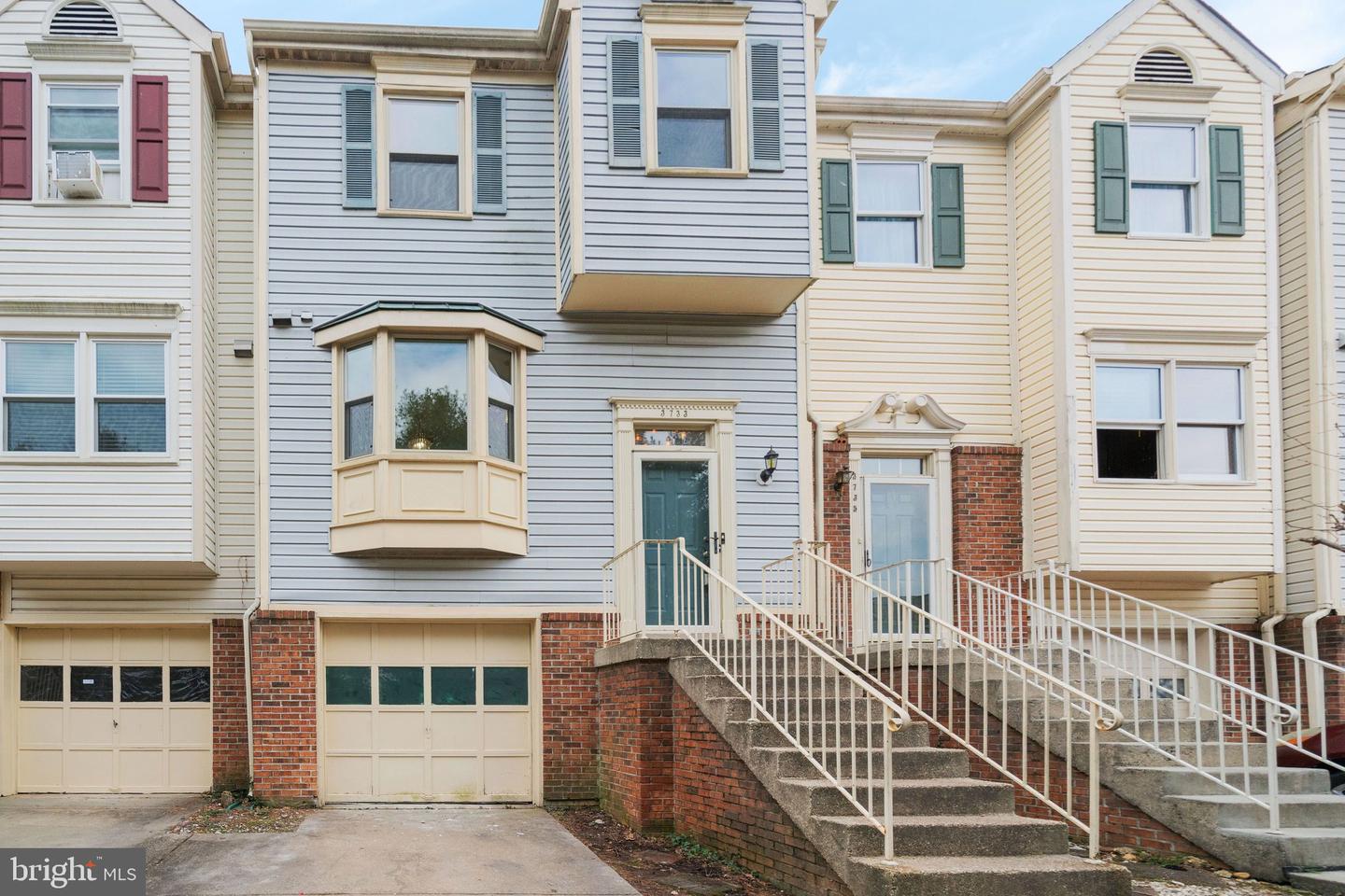 3733 ROXBURY LN, ALEXANDRIA, Virginia 22309, 2 Bedrooms Bedrooms, ,3 BathroomsBathrooms,Residential,For sale,3733 ROXBURY LN,VAFX2292382 MLS # VAFX2292382