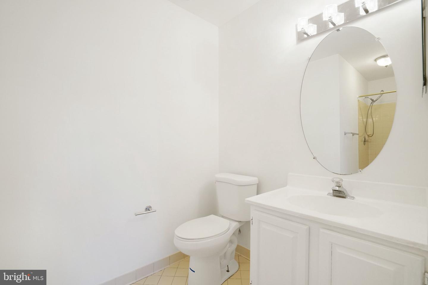 3733 ROXBURY LN, ALEXANDRIA, Virginia 22309, 2 Bedrooms Bedrooms, ,3 BathroomsBathrooms,Residential,For sale,3733 ROXBURY LN,VAFX2292382 MLS # VAFX2292382