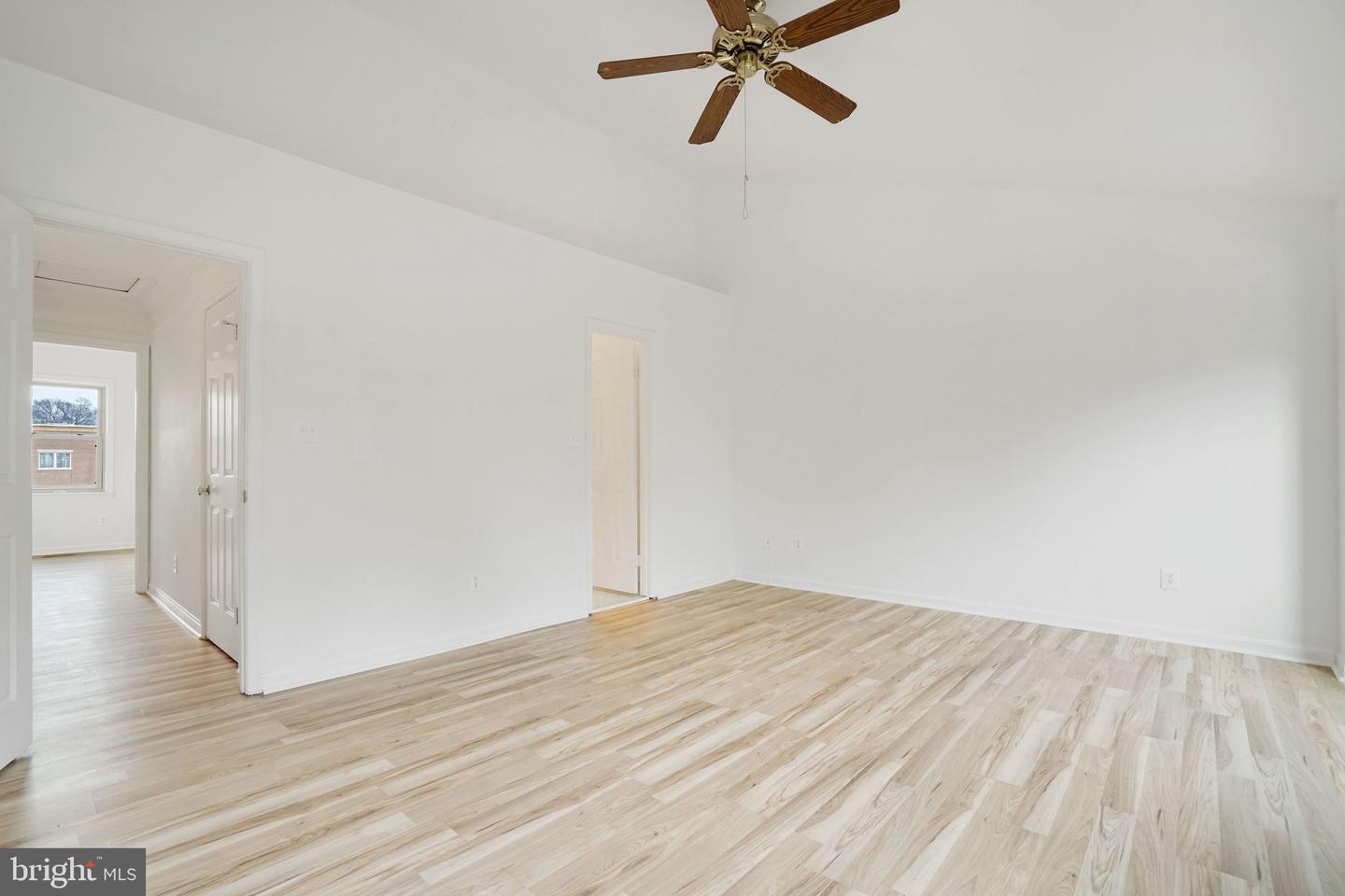 3733 ROXBURY LN, ALEXANDRIA, Virginia 22309, 2 Bedrooms Bedrooms, ,3 BathroomsBathrooms,Residential,For sale,3733 ROXBURY LN,VAFX2292382 MLS # VAFX2292382