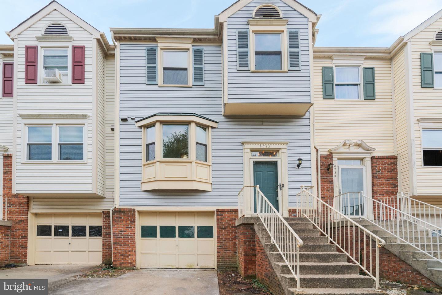 3733 ROXBURY LN, ALEXANDRIA, Virginia 22309, 2 Bedrooms Bedrooms, ,3 BathroomsBathrooms,Residential,For sale,3733 ROXBURY LN,VAFX2292382 MLS # VAFX2292382
