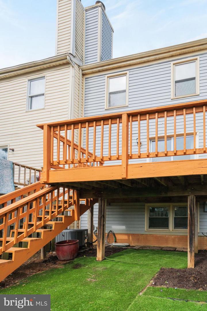 3733 ROXBURY LN, ALEXANDRIA, Virginia 22309, 2 Bedrooms Bedrooms, ,3 BathroomsBathrooms,Residential,For sale,3733 ROXBURY LN,VAFX2292382 MLS # VAFX2292382