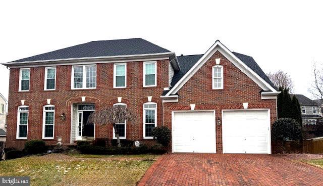 13303 REGAL CREST DR, CLIFTON, Virginia 20124, 4 Bedrooms Bedrooms, ,4 BathroomsBathrooms,Residential,For sale,13303 REGAL CREST DR,VAFX2292468 MLS # VAFX2292468