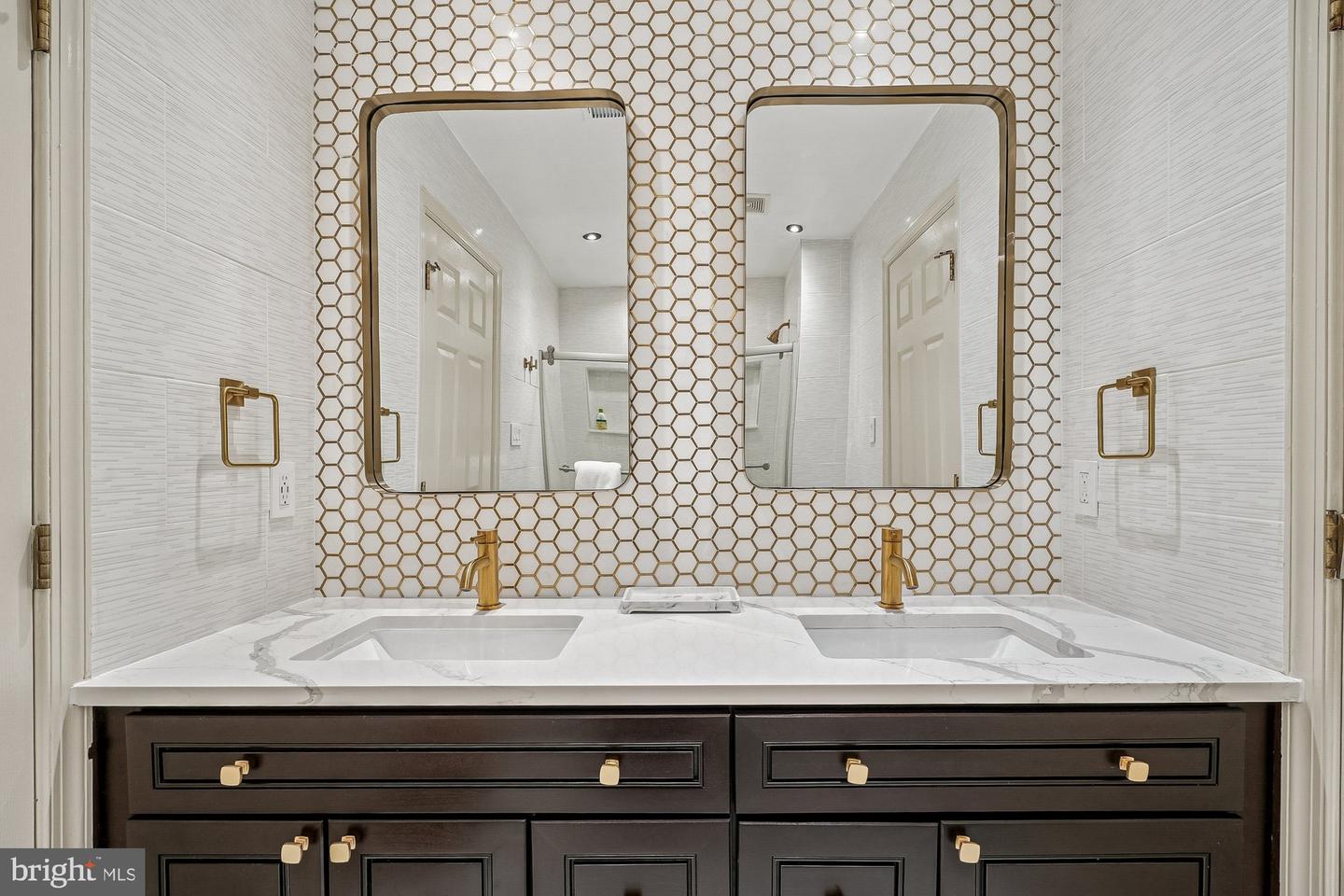 13303 REGAL CREST DR, CLIFTON, Virginia 20124, 4 Bedrooms Bedrooms, ,4 BathroomsBathrooms,Residential,For sale,13303 REGAL CREST DR,VAFX2292468 MLS # VAFX2292468