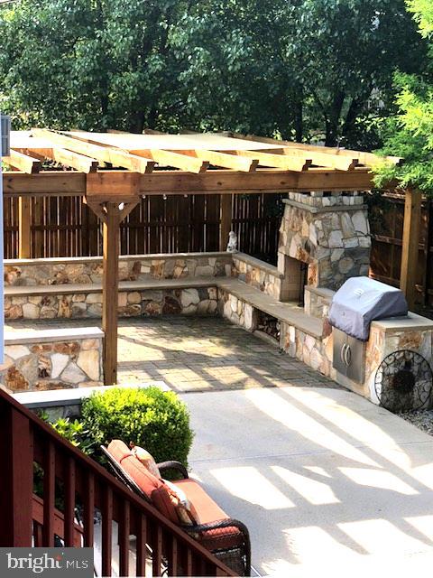 13303 REGAL CREST DR, CLIFTON, Virginia 20124, 4 Bedrooms Bedrooms, ,4 BathroomsBathrooms,Residential,For sale,13303 REGAL CREST DR,VAFX2292468 MLS # VAFX2292468