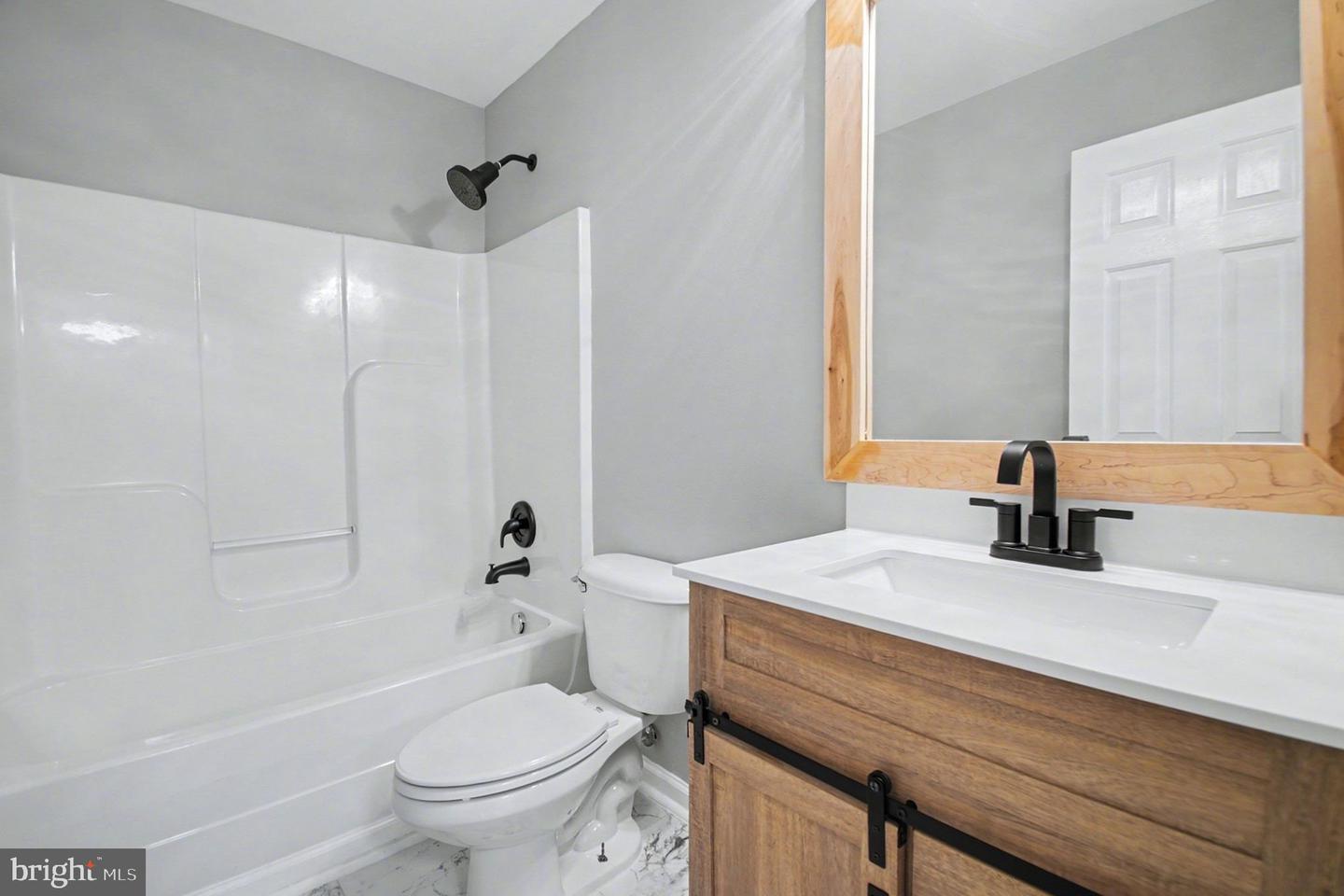 1002 MARTINGALE CT, FREDERICKSBURG, Virginia 22401, 5 Bedrooms Bedrooms, 12 Rooms Rooms,3 BathroomsBathrooms,Residential,For sale,1002 MARTINGALE CT,VAFB2009706 MLS # VAFB2009706