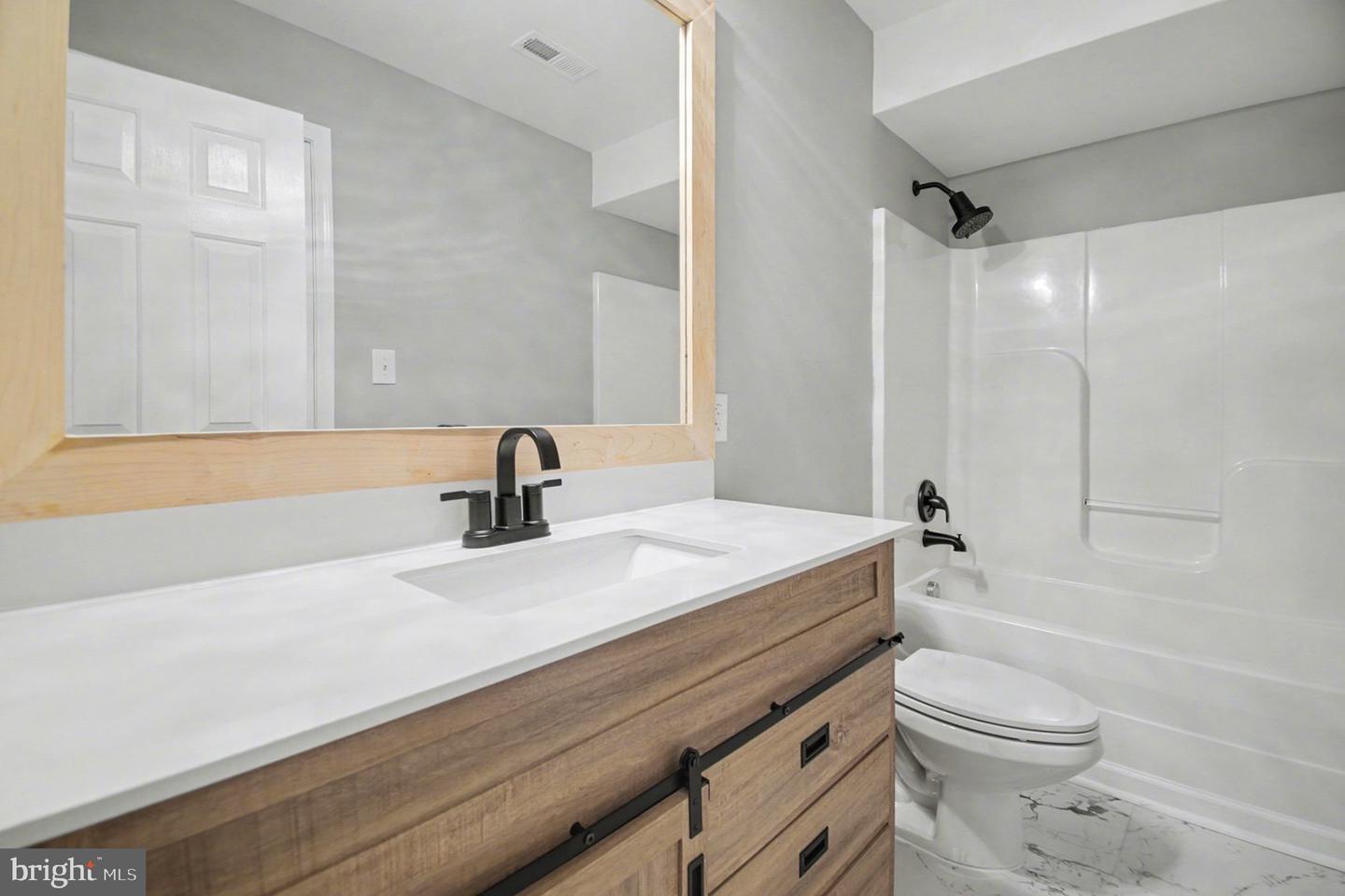 1002 MARTINGALE CT, FREDERICKSBURG, Virginia 22401, 5 Bedrooms Bedrooms, 12 Rooms Rooms,3 BathroomsBathrooms,Residential,For sale,1002 MARTINGALE CT,VAFB2009706 MLS # VAFB2009706