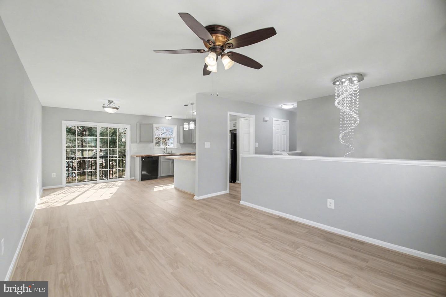 1002 MARTINGALE CT, FREDERICKSBURG, Virginia 22401, 5 Bedrooms Bedrooms, 12 Rooms Rooms,3 BathroomsBathrooms,Residential,For sale,1002 MARTINGALE CT,VAFB2009706 MLS # VAFB2009706