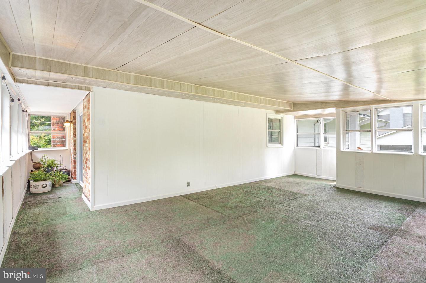 4323 FERRY LANDING RD, ALEXANDRIA, Virginia 22309, 6 Bedrooms Bedrooms, ,3 BathroomsBathrooms,Residential,For sale,4323 FERRY LANDING RD,VAFX2292554 MLS # VAFX2292554