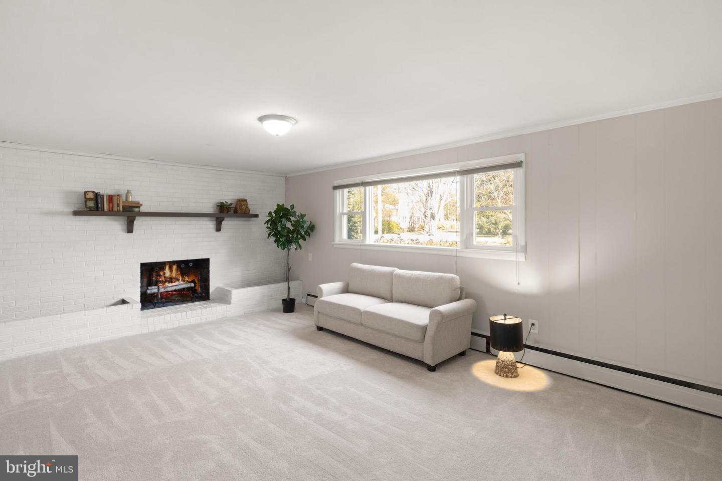 4323 FERRY LANDING RD, ALEXANDRIA, Virginia 22309, 6 Bedrooms Bedrooms, ,3 BathroomsBathrooms,Residential,For sale,4323 FERRY LANDING RD,VAFX2292554 MLS # VAFX2292554