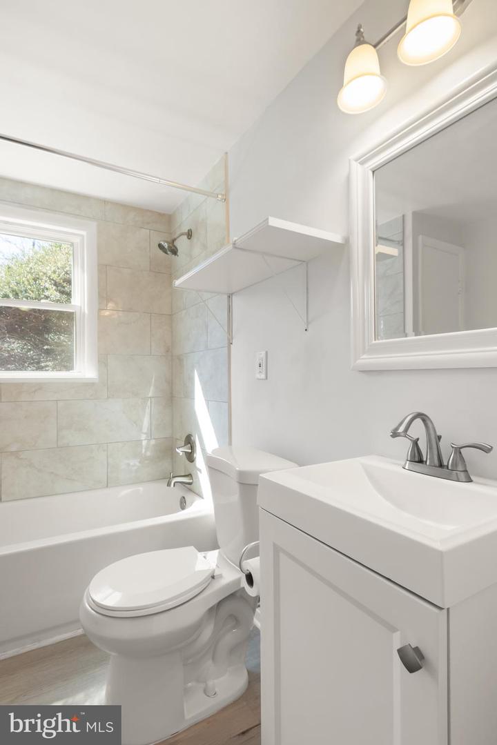 4323 FERRY LANDING RD, ALEXANDRIA, Virginia 22309, 6 Bedrooms Bedrooms, ,3 BathroomsBathrooms,Residential,For sale,4323 FERRY LANDING RD,VAFX2292554 MLS # VAFX2292554