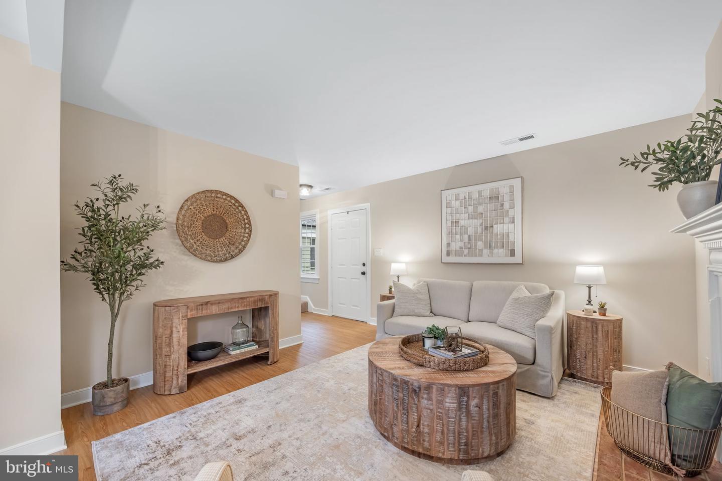 1432 KENMORE AVE, FREDERICKSBURG, Virginia 22401, 1 Bedroom Bedrooms, ,1 BathroomBathrooms,Residential,For sale,1432 KENMORE AVE,VAFB2009708 MLS # VAFB2009708