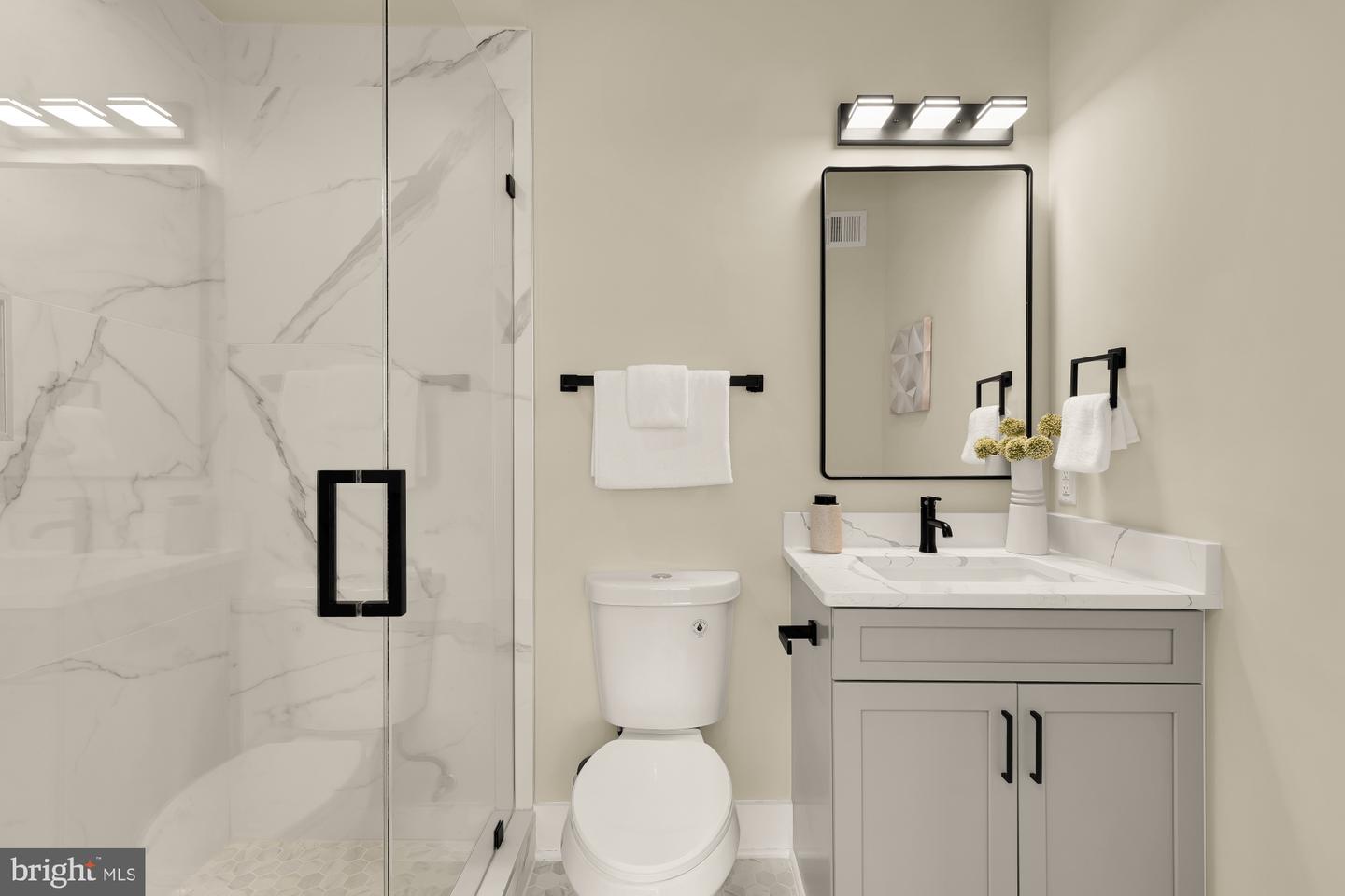 422 WARNER ST NW, WASHINGTON, District Of Columbia 20001, 4 Bedrooms Bedrooms, ,4 BathroomsBathrooms,Residential,For sale,422 WARNER ST NW,DCDC2247590 MLS # DCDC2247590