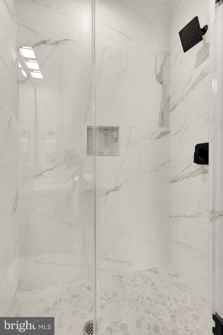 422 WARNER ST NW, WASHINGTON, District Of Columbia 20001, 4 Bedrooms Bedrooms, ,4 BathroomsBathrooms,Residential,For sale,422 WARNER ST NW,DCDC2247590 MLS # DCDC2247590