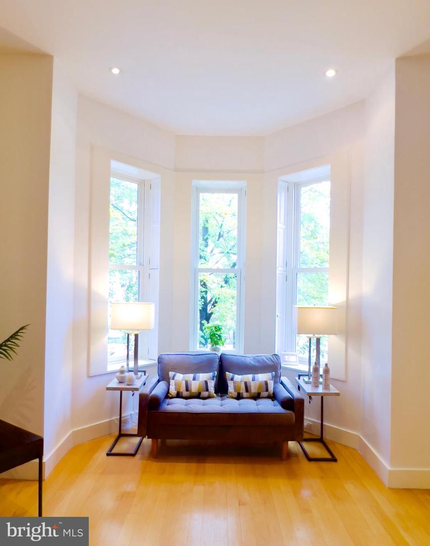 1516 R ST NW #2, WASHINGTON, District Of Columbia 20009, 1 Bedroom Bedrooms, ,1 BathroomBathrooms,Residential,For sale,1516 R ST NW #2,DCDC2247600 MLS # DCDC2247600 1516 R ST NW #2, WASHINGTON, District Of Columbia 20009, 1 Bedroom Bedrooms, ,1 BathroomBathrooms,Residential,For sale,1516 R ST NW #2,DCDC2247600 MLS # DCDC2247600