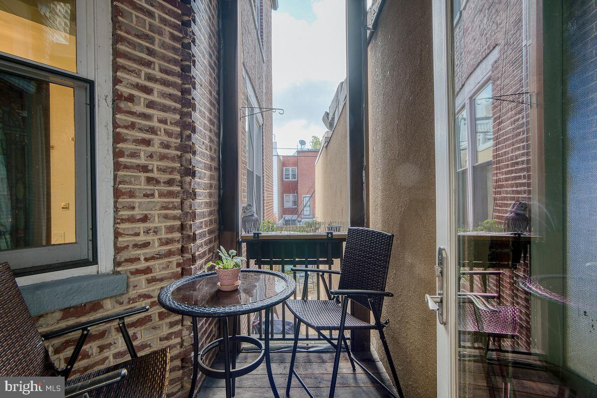 1516 R ST NW #2, WASHINGTON, District Of Columbia 20009, 1 Bedroom Bedrooms, ,1 BathroomBathrooms,Residential,For sale,1516 R ST NW #2,DCDC2247600 MLS # DCDC2247600 1516 R ST NW #2, WASHINGTON, District Of Columbia 20009, 1 Bedroom Bedrooms, ,1 BathroomBathrooms,Residential,For sale,1516 R ST NW #2,DCDC2247600 MLS # DCDC2247600