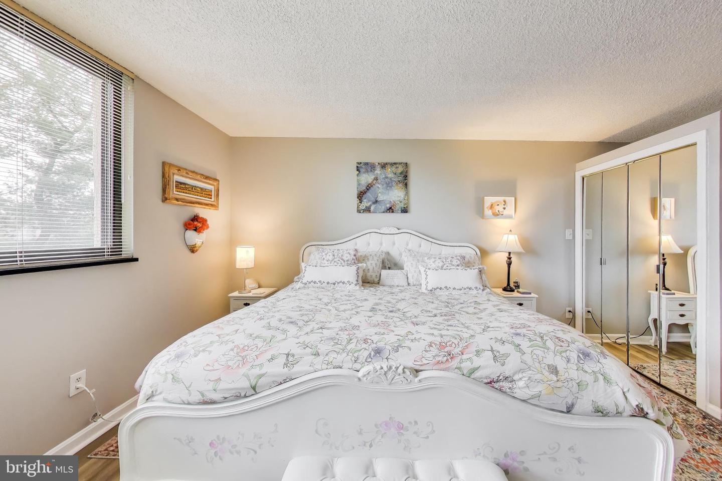 1101 S ARLINGTON RIDGE RD #305, ARLINGTON, Virginia 22202, 2 Bedrooms Bedrooms, ,2 BathroomsBathrooms,Residential,For sale,1101 S ARLINGTON RIDGE RD #305,VAAR2069254 MLS # VAAR2069254