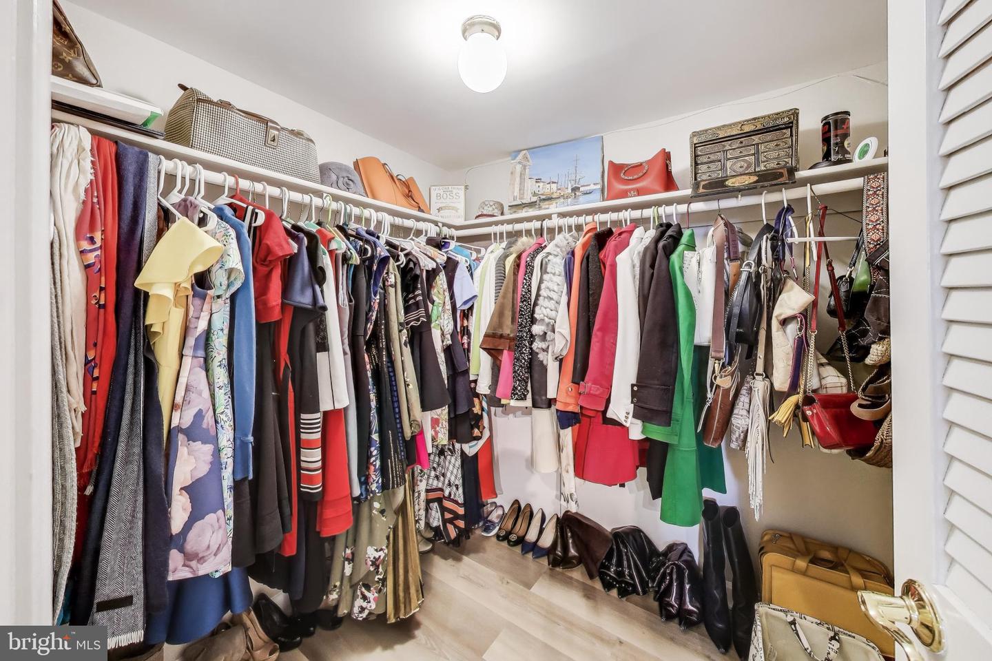 1101 S ARLINGTON RIDGE RD #305, ARLINGTON, Virginia 22202, 2 Bedrooms Bedrooms, ,2 BathroomsBathrooms,Residential,For sale,1101 S ARLINGTON RIDGE RD #305,VAAR2069254 MLS # VAAR2069254