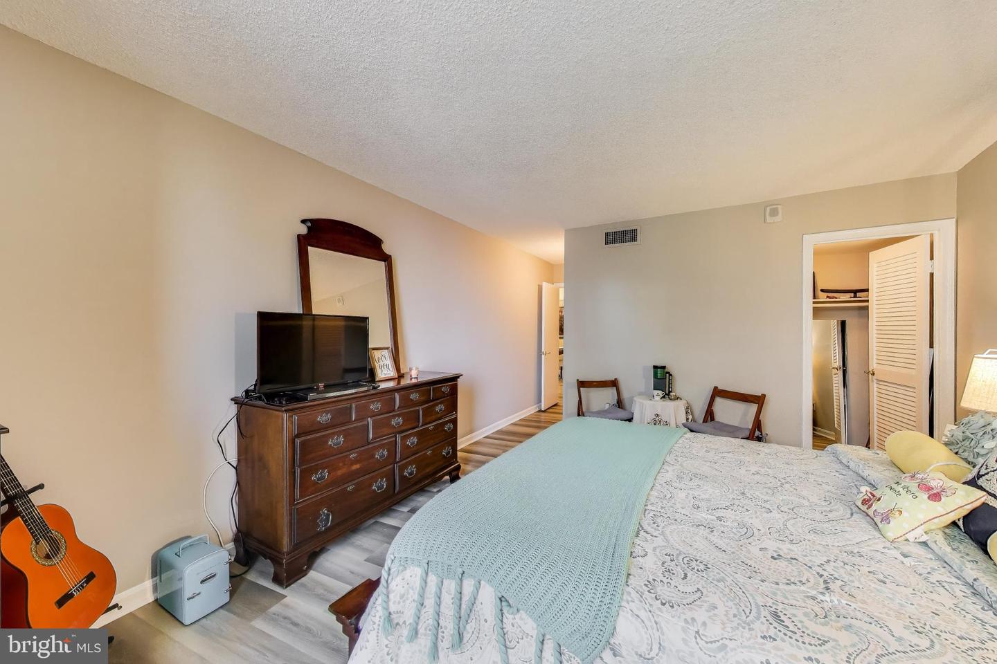 1101 S ARLINGTON RIDGE RD #305, ARLINGTON, Virginia 22202, 2 Bedrooms Bedrooms, ,2 BathroomsBathrooms,Residential,For sale,1101 S ARLINGTON RIDGE RD #305,VAAR2069254 MLS # VAAR2069254