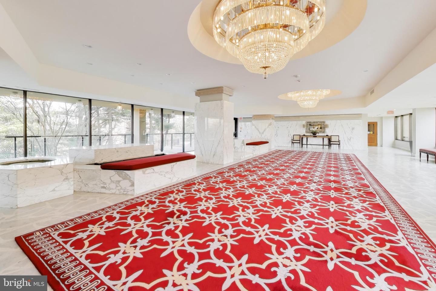 1101 S ARLINGTON RIDGE RD #305, ARLINGTON, Virginia 22202, 2 Bedrooms Bedrooms, ,2 BathroomsBathrooms,Residential,For sale,1101 S ARLINGTON RIDGE RD #305,VAAR2069254 MLS # VAAR2069254