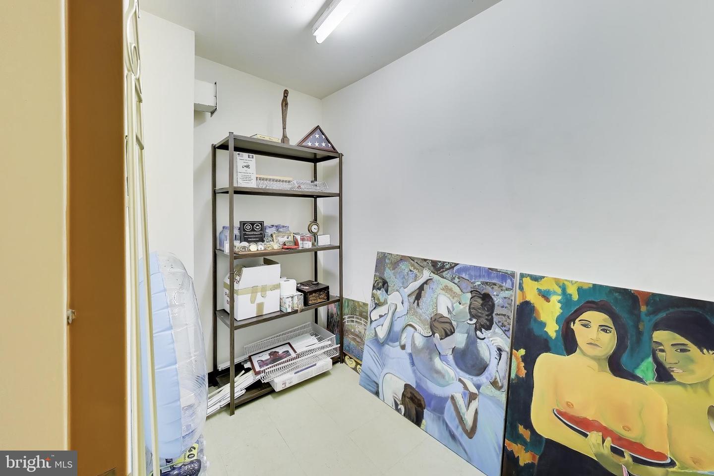 1101 S ARLINGTON RIDGE RD #305, ARLINGTON, Virginia 22202, 2 Bedrooms Bedrooms, ,2 BathroomsBathrooms,Residential,For sale,1101 S ARLINGTON RIDGE RD #305,VAAR2069254 MLS # VAAR2069254