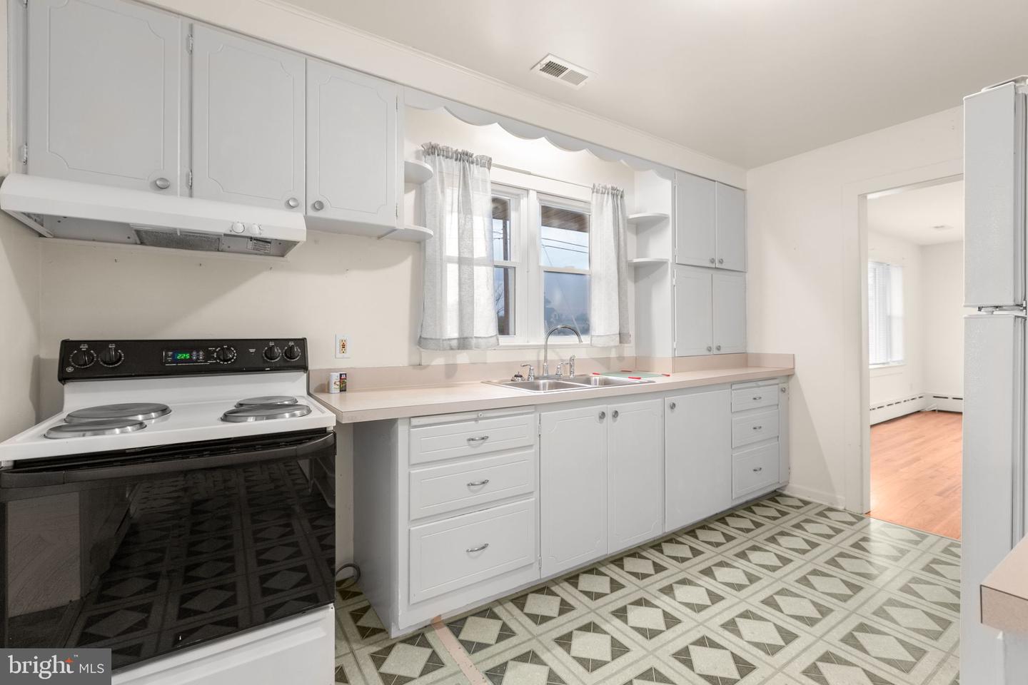 1416 WARRENTON RD, FREDERICKSBURG, Virginia 22406, 3 Bedrooms Bedrooms, ,1 BathroomBathrooms,Farm,For sale,1416 WARRENTON RD,VAST2045968 MLS # VAST2045968