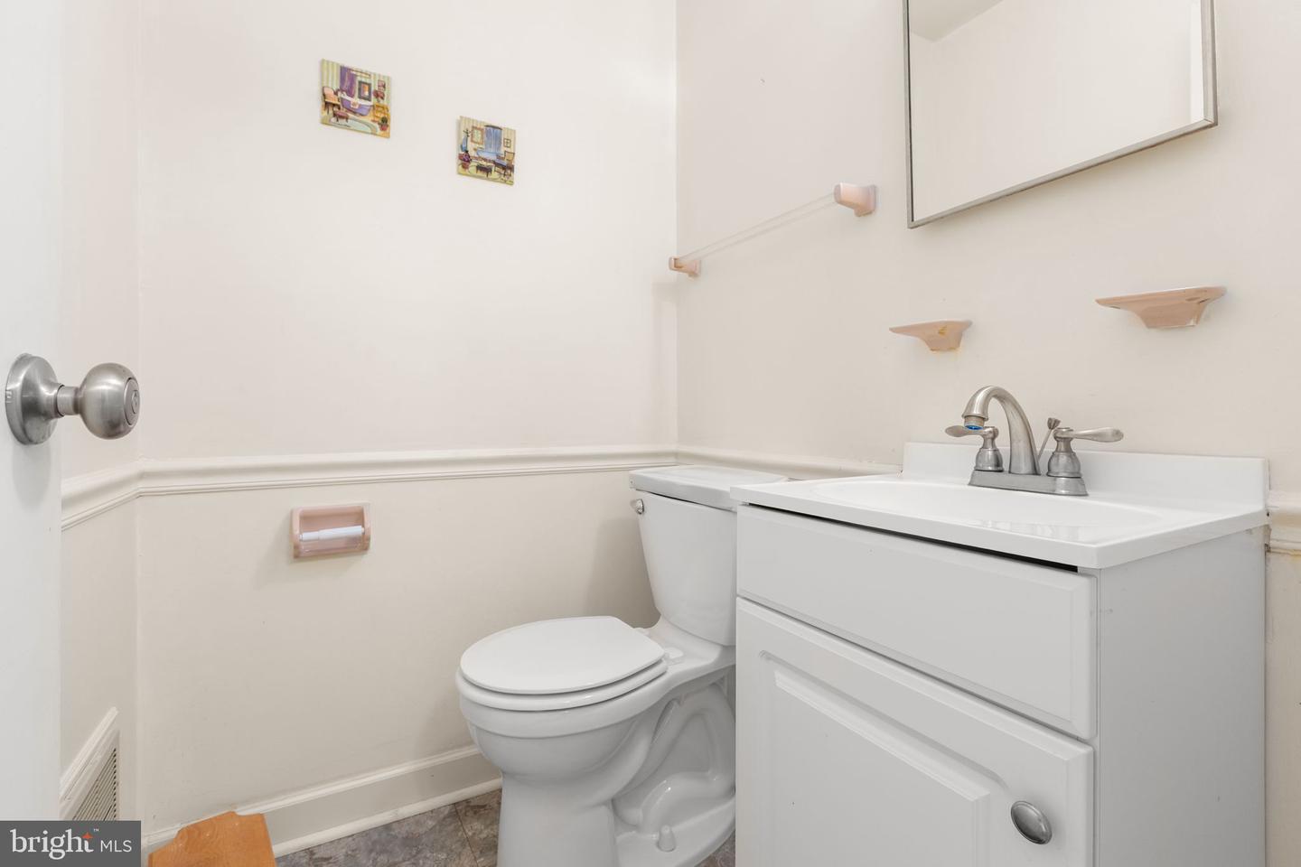 1416 WARRENTON RD, FREDERICKSBURG, Virginia 22406, 3 Bedrooms Bedrooms, ,1 BathroomBathrooms,Farm,For sale,1416 WARRENTON RD,VAST2045968 MLS # VAST2045968