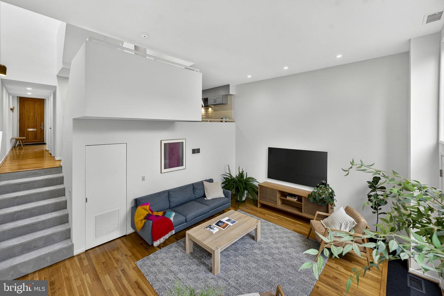 908 INDEPENDENCE AVE SE, WASHINGTON, District Of Columbia 20003, 5 Bedrooms Bedrooms, ,3 BathroomsBathrooms,Residential,For sale,908 INDEPENDENCE AVE SE,DCDC2247618 MLS # DCDC2247618