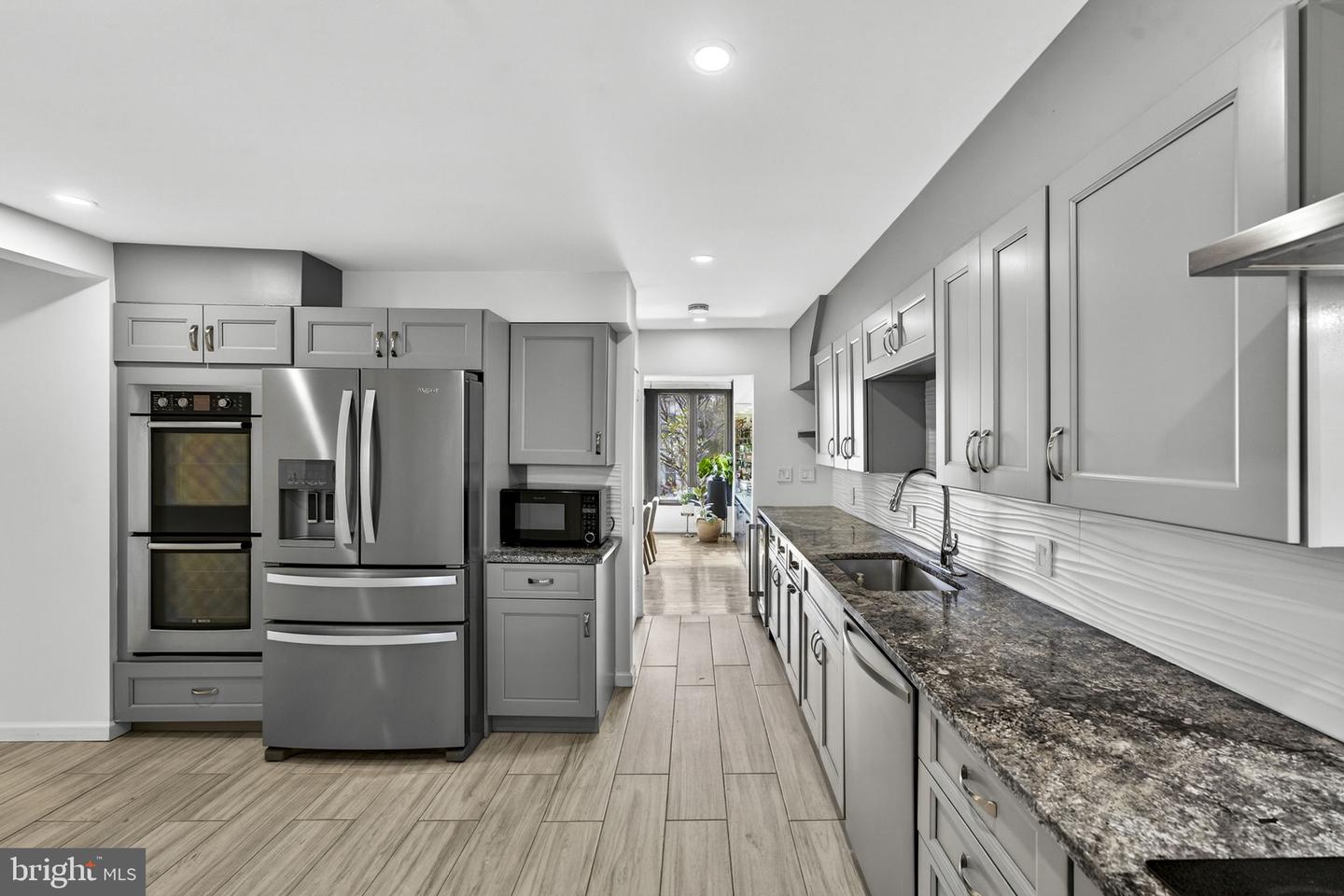 908 INDEPENDENCE AVE SE, WASHINGTON, District Of Columbia 20003, 5 Bedrooms Bedrooms, ,3 BathroomsBathrooms,Residential,For sale,908 INDEPENDENCE AVE SE,DCDC2247618 MLS # DCDC2247618