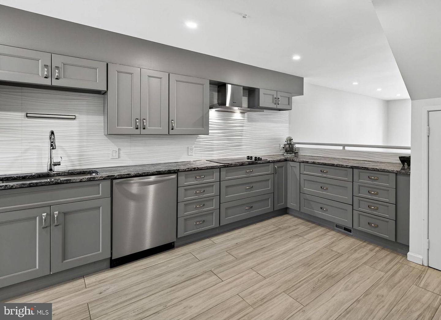 908 INDEPENDENCE AVE SE, WASHINGTON, District Of Columbia 20003, 5 Bedrooms Bedrooms, ,3 BathroomsBathrooms,Residential,For sale,908 INDEPENDENCE AVE SE,DCDC2247618 MLS # DCDC2247618