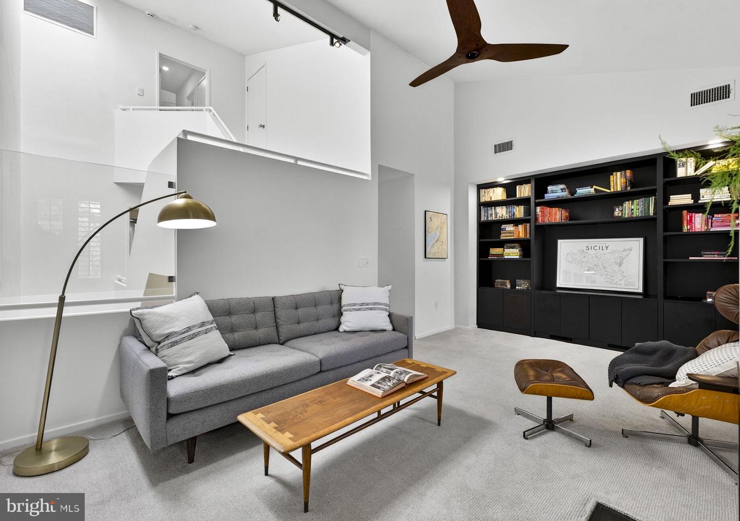 908 INDEPENDENCE AVE SE, WASHINGTON, District Of Columbia 20003, 5 Bedrooms Bedrooms, ,3 BathroomsBathrooms,Residential,For sale,908 INDEPENDENCE AVE SE,DCDC2247618 MLS # DCDC2247618