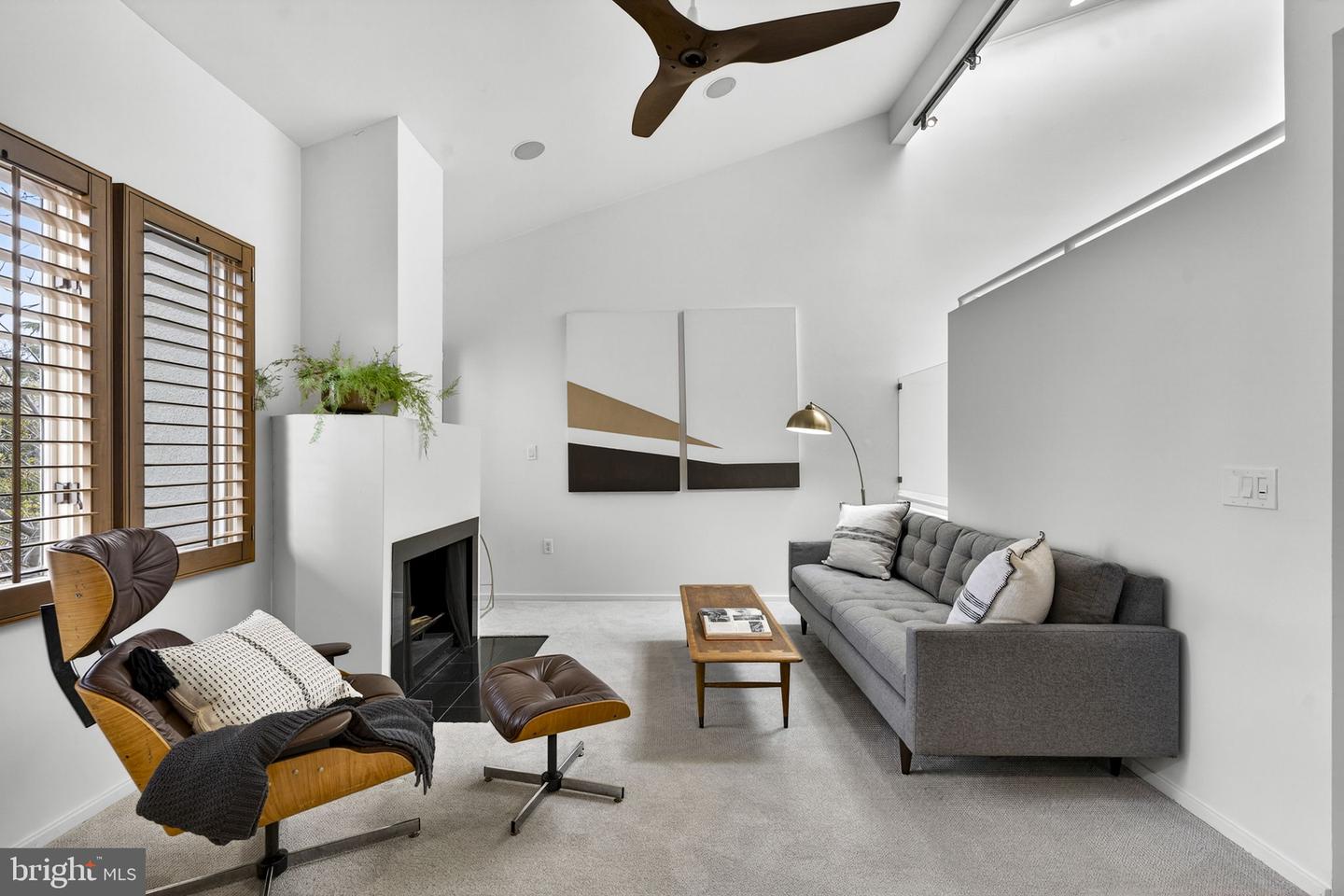 908 INDEPENDENCE AVE SE, WASHINGTON, District Of Columbia 20003, 5 Bedrooms Bedrooms, ,3 BathroomsBathrooms,Residential,For sale,908 INDEPENDENCE AVE SE,DCDC2247618 MLS # DCDC2247618