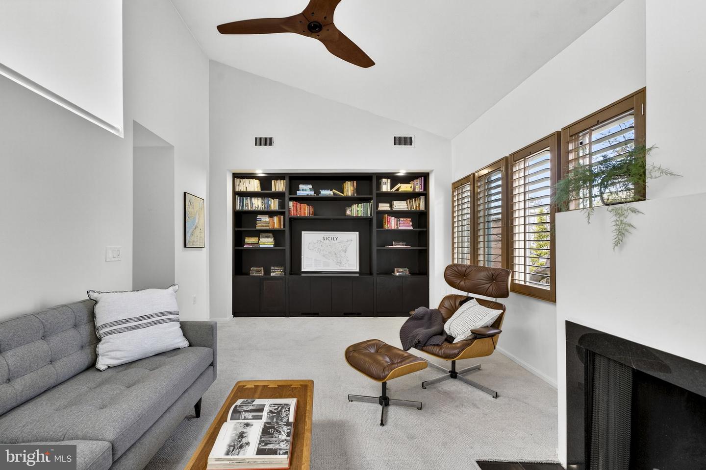 908 INDEPENDENCE AVE SE, WASHINGTON, District Of Columbia 20003, 5 Bedrooms Bedrooms, ,3 BathroomsBathrooms,Residential,For sale,908 INDEPENDENCE AVE SE,DCDC2247618 MLS # DCDC2247618