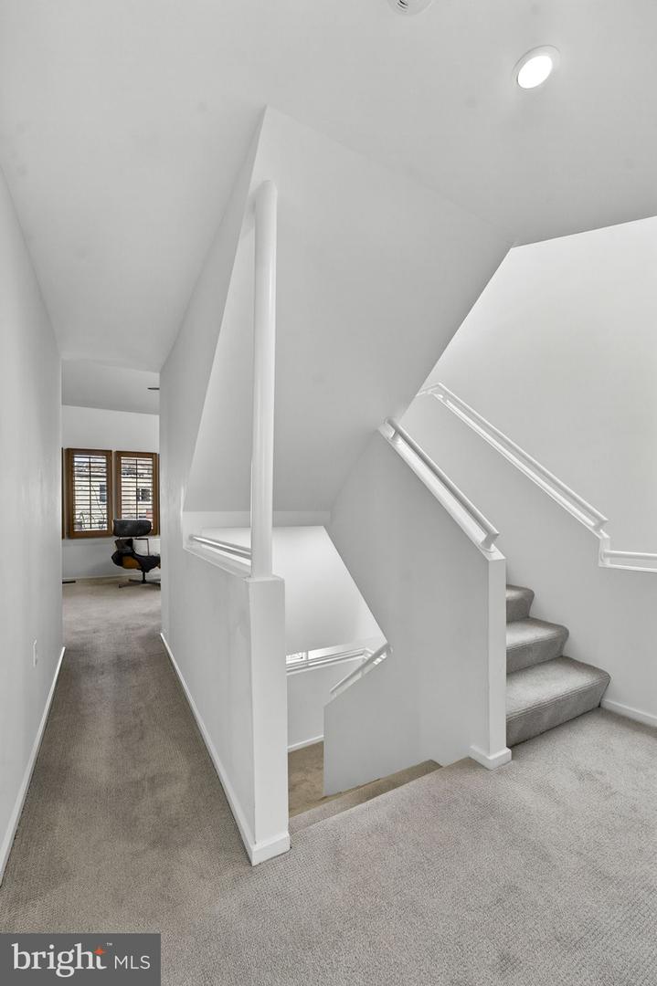 908 INDEPENDENCE AVE SE, WASHINGTON, District Of Columbia 20003, 5 Bedrooms Bedrooms, ,3 BathroomsBathrooms,Residential,For sale,908 INDEPENDENCE AVE SE,DCDC2247618 MLS # DCDC2247618