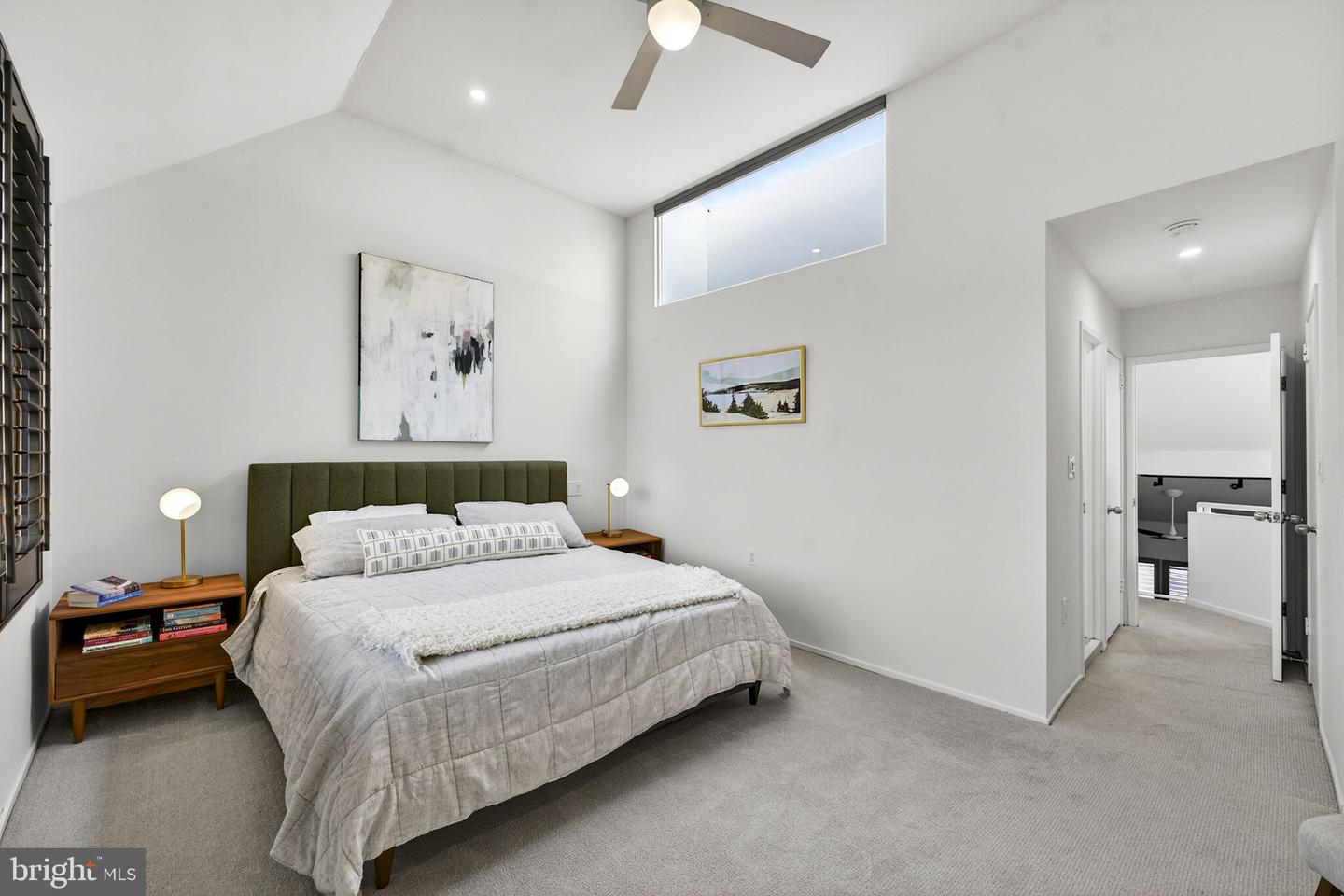 908 INDEPENDENCE AVE SE, WASHINGTON, District Of Columbia 20003, 5 Bedrooms Bedrooms, ,3 BathroomsBathrooms,Residential,For sale,908 INDEPENDENCE AVE SE,DCDC2247618 MLS # DCDC2247618