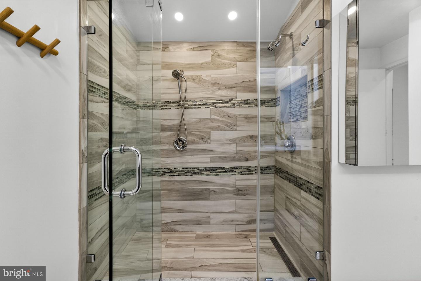 908 INDEPENDENCE AVE SE, WASHINGTON, District Of Columbia 20003, 5 Bedrooms Bedrooms, ,3 BathroomsBathrooms,Residential,For sale,908 INDEPENDENCE AVE SE,DCDC2247618 MLS # DCDC2247618